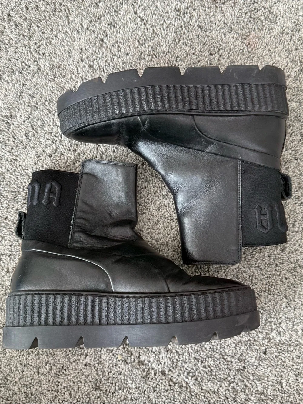 Rihanna Fenty Puma Black Leather Chelsea Platform Pull On Boots Women’s US 6.5